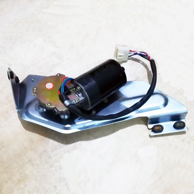 Dongfeng DFAC Light Truck Part Wiper Motor 37V50-41010
