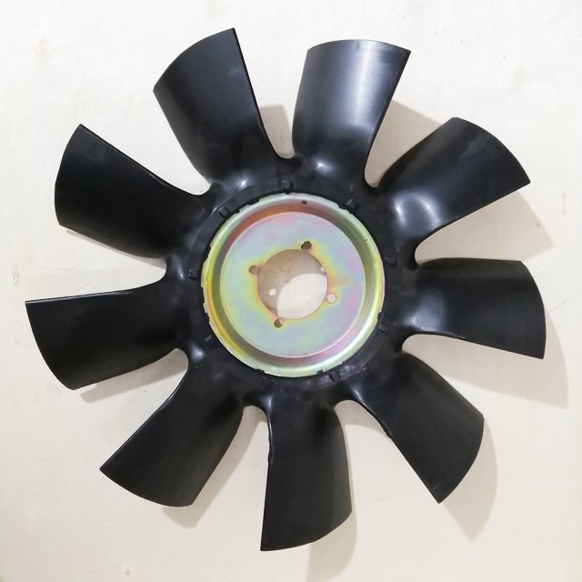 Dongfeng Truck Parts Radiator Fan 1308010-KM5K0