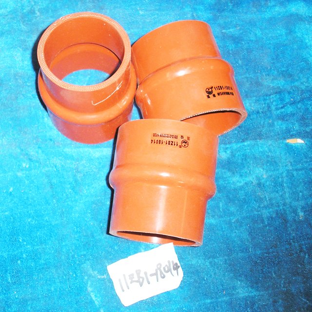 Dongfeng Truck Parts Connecting Rubber Pipe 37ZB1-18014
